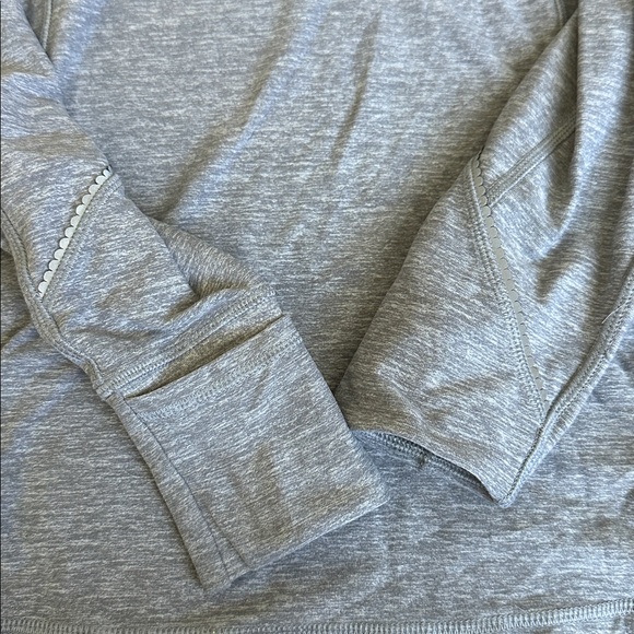 Lululemon race your pace 1/2 zip long sleeve size 6 - Picture 5 of 9